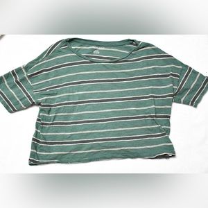 American Eagle crop top